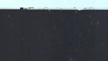 Retro mikrofiş tarama geçişi hem dikey hem de yatay döngülerle yapılır. Biçimlendirilmiş düzenleme, arıza kesme, geçmişe dönük araç gereç kitleri ve kaplama tabanlı hareket grafikleri için ideal.