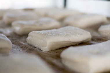 Ham Ciabatta ekmeği Buns yakın çekim