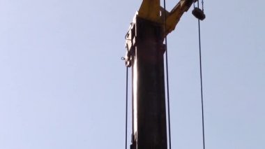 Pilon sıkıcı makine