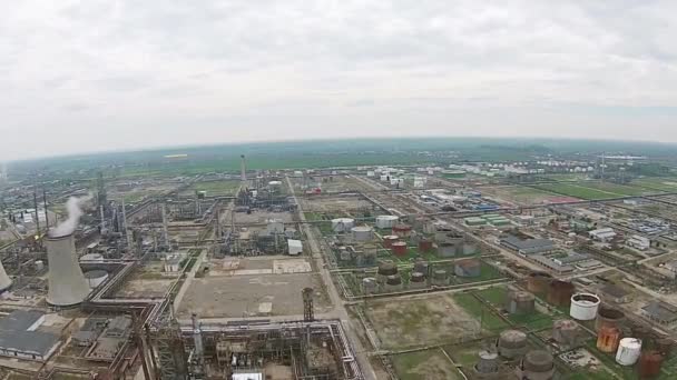 Petrol rafinerisi hava — Stok video