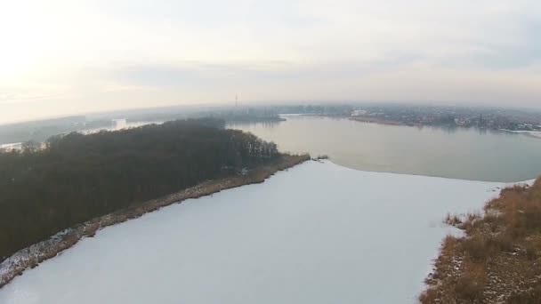 Aerea sul lago in inverno — Video Stock