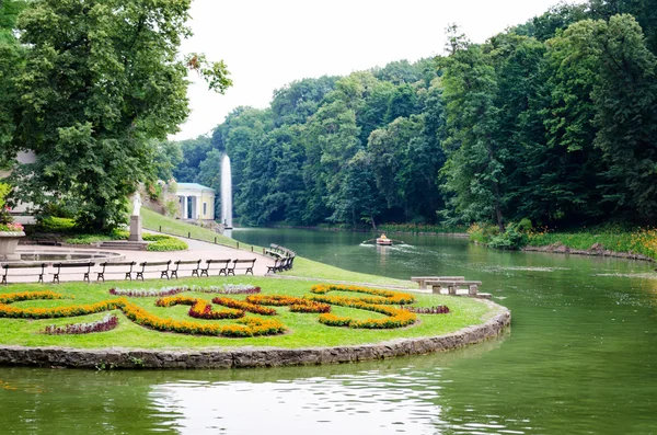 Parque de verano — Foto de Stock