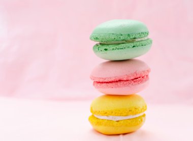 Acıbadem kurabiyesi bir pembe renkli Fransız