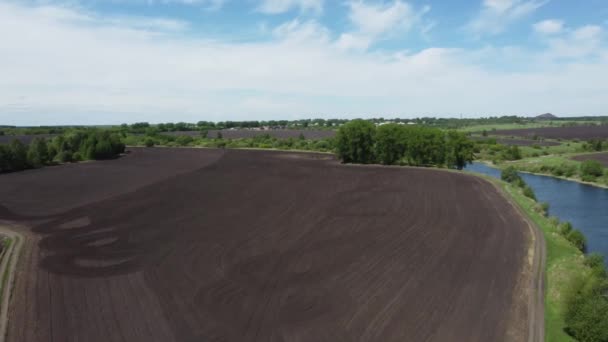 Volando Sobre Una Cantera Arando Campos Fotografía Aérea Con Quadrocopter — Vídeo de stock