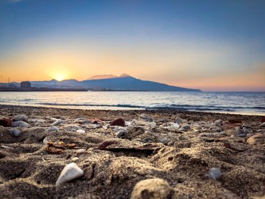Ceuta İspanya 'da San Amaro sahilinde gün batımı