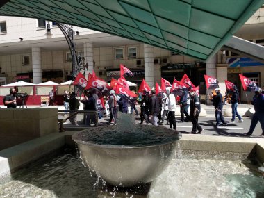 Ceuta, İspanya; 05-01-2021; İspanya 'nın Ceuta kentinde İşçi Bayramı' nda Comisiones Obreras ve UGT gibi vatandaşların ve sendikaların da bulunduğu gösteri