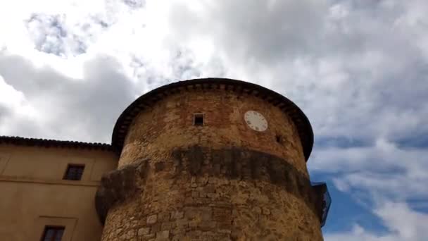 Zeitraffer Eines Mittelalterlichen Turms Mit Uhr Toskana Italien — Stockvideo
