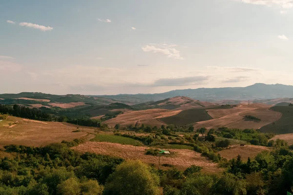 Panorámás Kilátás Toszkán Vidék Jellegzetes Színeivel Dombjai Toszkána Olaszország — Stock Fotó