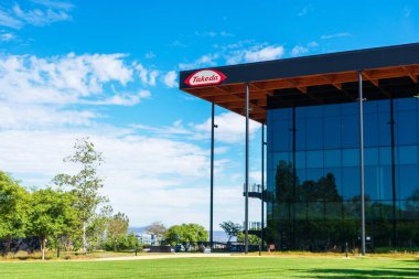 Takeda ofis binası. Takeda İlaç Şirketi, çok uluslu Japon ilaç ve biyofarmasötik şirketi San Diego, Kaliforniya, ABD - 2020
