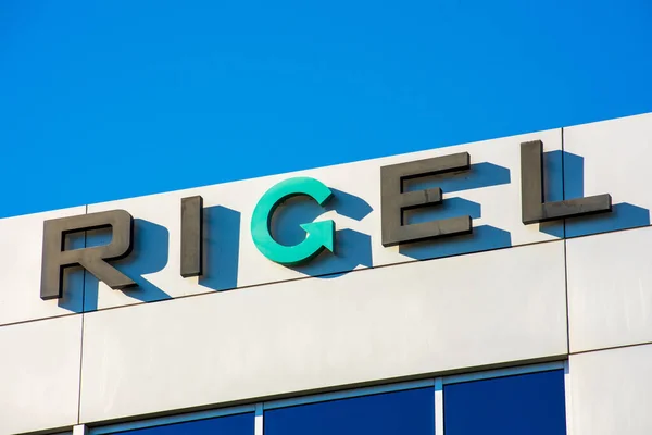 Rigel Logo Hoofdgebouw Gevel Rigel Pharmaceuticals Een Biotechnologiebedrijf South San — Stockfoto