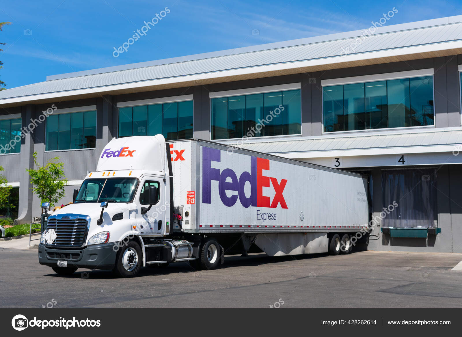 Fedex Express Delivery Truck Unloading Receiving Dock Commercial