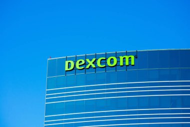 Dexcom merkez binasının dışı. DexCom, Inc. diyabet yönetimi için glikoz izleme sistemleri geliştirir, üretir ve dağıtır - San Diego, California, USA - 2020