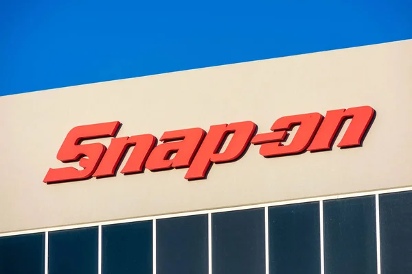 Snap Bord Logo Snap Incorporated Een Amerikaanse Ontwerper Fabrikant Marketeer — Stockfoto