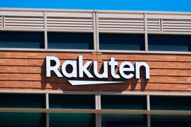 Rakuten işareti, Tokyo merkezli Japon elektronik ticaret ve internet şirketi Silikon Vadisi ofisinin logosu. - San Mateo, Kaliforniya, ABD - 2021
