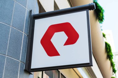 Silikon Vadisi 'ndeki şirket merkezinde saf depo tabelası, San Francisco Körfez Bölgesi' nin yüksek teknoloji merkezi. - Mountain View, California, ABD - 2019