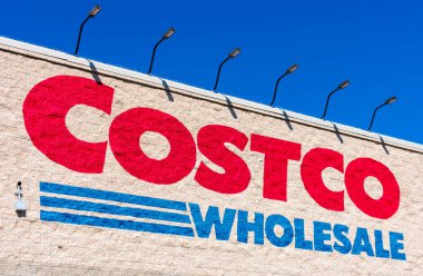 Sadece üyelerin girebildiği bir depo mağazasında toptan satış tabelası. - Mountain View, California, ABD - 2019