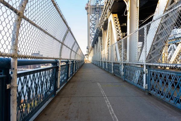 Lege Manhattan Bridge Walkway New York City Suspensiebrug Die Manhattan — Stockfoto