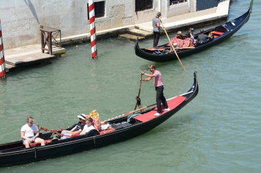 Mimari, tekne, bina, kanal büyüklüğü, şehir, şehir manzarası, Avrupa, dış mekan, ünlü, gondol izole edilmiş, gondol Venedik harika köşelerle dolu. Gondolla ulaştığınız eski kanalları ve sarayları keşfetmek çok güzel..