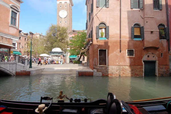 Canals Venice Animated Gondolas Boats Ferries Setting All Artistic Architectural — Stock Photo, Image