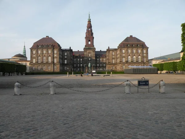 Copenhague Hermosa Con Sus Edificios Casas Monumentos Aguas Que Rodean — Foto de Stock