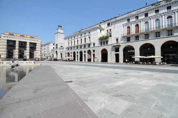 Brescia Uma Bela Cidade Lombarda Onde Praça Vittoria Exemplo Arquitetura — Fotografia de Stock
