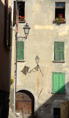 Bormio, Lombardiya 'da, Valtellina' nın yukarısında bulunan bir turizm beldesi. Stelvio Milli Parkı 'nda yer alan şehir, Alpler' de ünlü bir yaz ve kış turistik beldesidir.