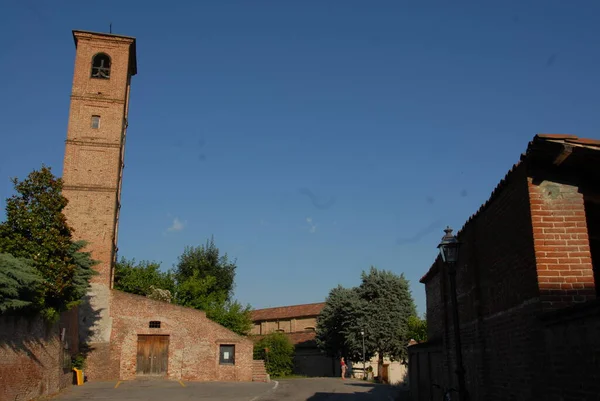 Torre Molto Antica Circa Mille Anni Oggi Campanile Con Orologio — Foto Stock