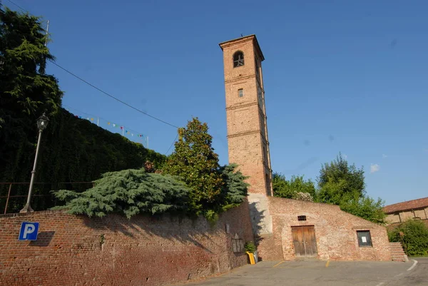 Torre Molto Antica Circa Mille Anni Oggi Campanile Con Orologio — Foto Stock