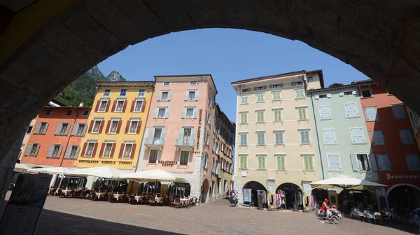 Garda Gölü Talya Nın Verona Yakınlarındaki Veneto Kentinde Bulunan Büyük — Stok fotoğraf