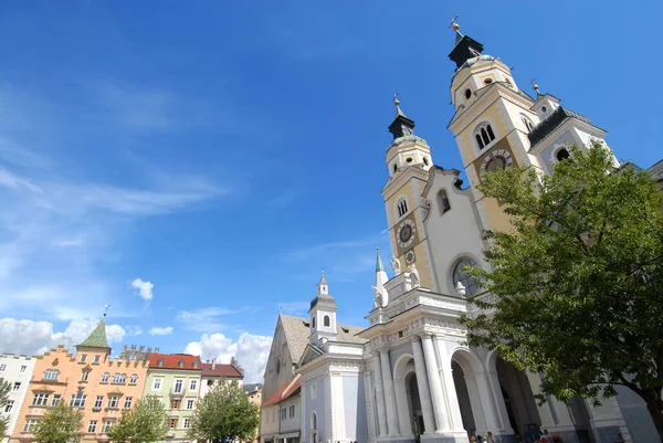 Bressanone Katedrali Bolzano-Bressanone piskoposluğunun başlıca ibadet ve katedralidir..