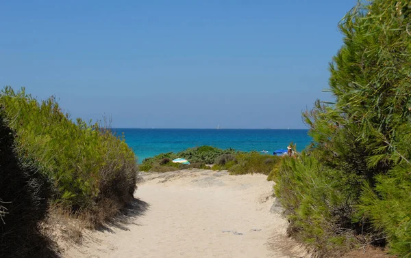 Puglia Gelibolu Nun Önündeki Kumsalda Gelibolu Salento Nun Puglia Kıyısında — Stok fotoğraf
