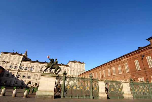 Площади Пьяцца Кабо Находится Палаццо Реале Первый Самый Важный Остатков — стоковое фото