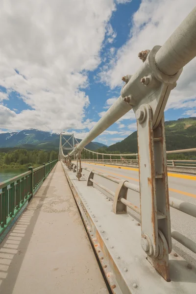 En el puente del río Columbia —  Fotos de Stock