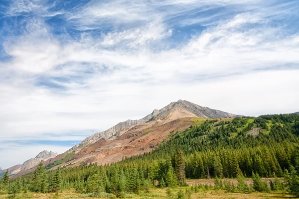 Highwood Pass Paisaje de montaña — Foto de Stock