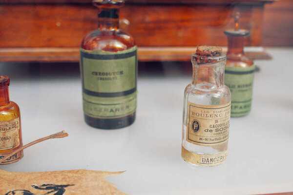 Old French medical bottle with Sodium cacodylate