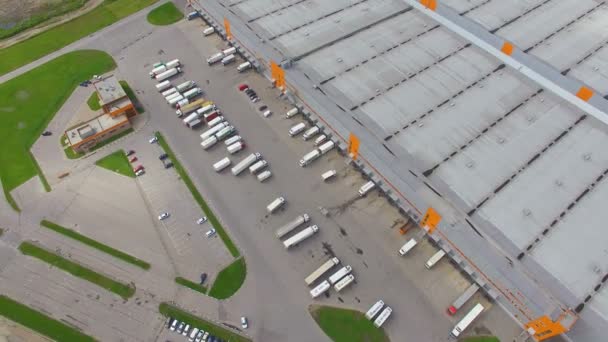 Vista aérea del centro de distribución — Vídeo de stock