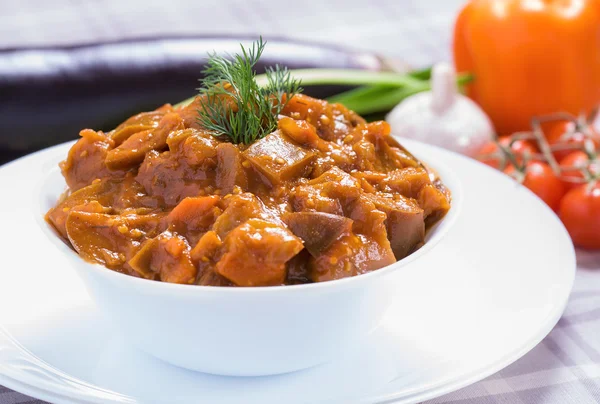 Berenjena al horno con verduras — Foto de Stock