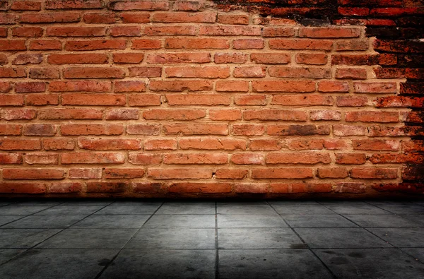 Red Brick And Cement  Flooring. — Stock Photo, Image