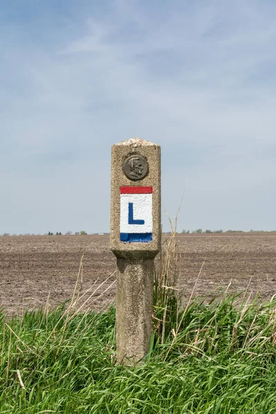 Lincoln Highway Marker Spring Sunshine Franklin Grove Illinois Usa — Stock Photo, Image