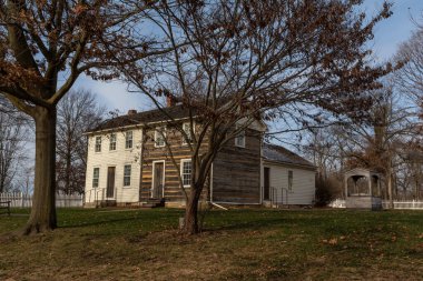 Nauvoo, Illinois, ABD - 30 Aralık 2025 - Son Gün Azizleri İsa Kilisesi 'nin kurucuları Joseph ve Emma Smith' in restore edilmiş aile çiftliği. Nauvoo, Illinois, ABD.