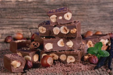 çikolata fındık ile 