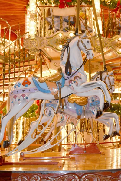 旋转木马在德国圣诞市场 — 图库照片