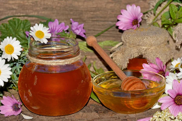 Honey in a jar — Stock Photo, Image