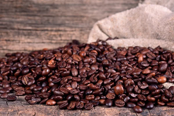 黑咖啡豆 — 图库照片