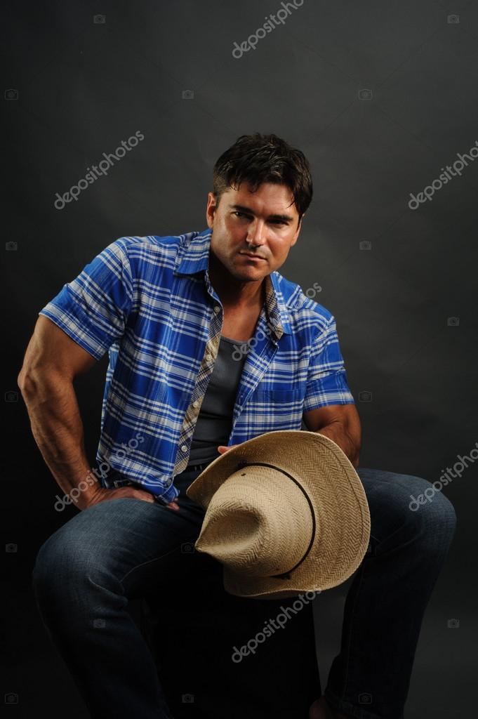 Hombre guapo vaquero fotos de stock, imágenes de Hombre guapo vaquero sin royalties | Depositphotos Hombre guapo vaquero fotos de stock, imágenes de Hombre guapo vaquero sin royalties | Depositphotos