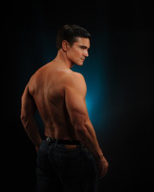 sert kahraman