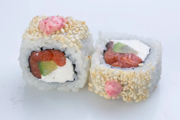 Cocina Tradicional Japonesa Sushi Japonés Aislado Sobre Fondo Blanco Maki — Foto de Stock
