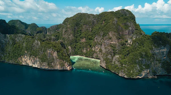 Острів Пілех Районі Пхі Місце Можна Плавати Всередині Прекрасною Природою — стокове фото