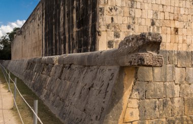 Top yere Meksika oynamak Dragon dekorasyon