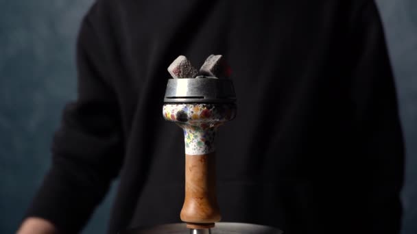 Bereid Hookah Voor Stap Voor Stap Hookah Man Verandert Van — Stockvideo